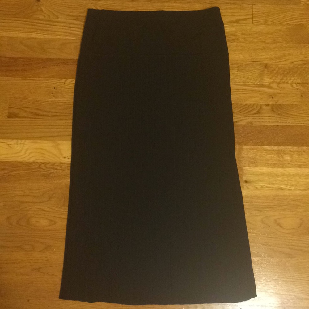 Yarns & Stitches pleated skirt